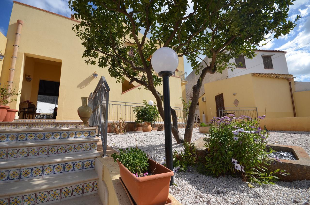 B&B Timpe Bianche Castelluzzo Kültér fotó